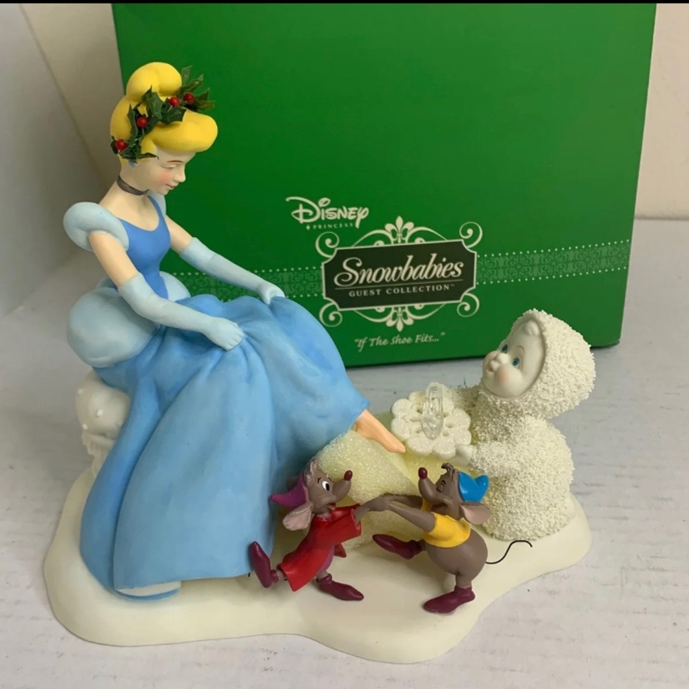 Disney Princess Snowbabies Collection Cinderella